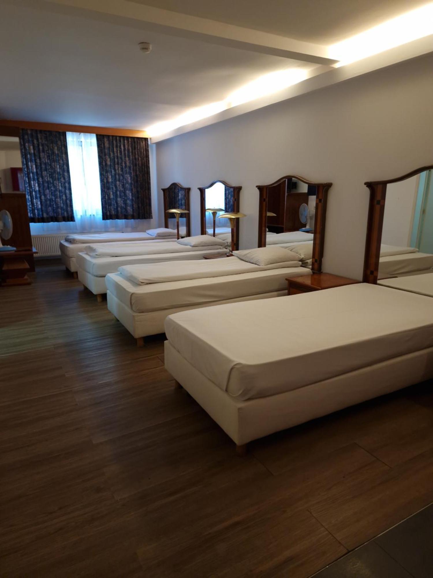 Sky - Eurocap Hotel 2*
