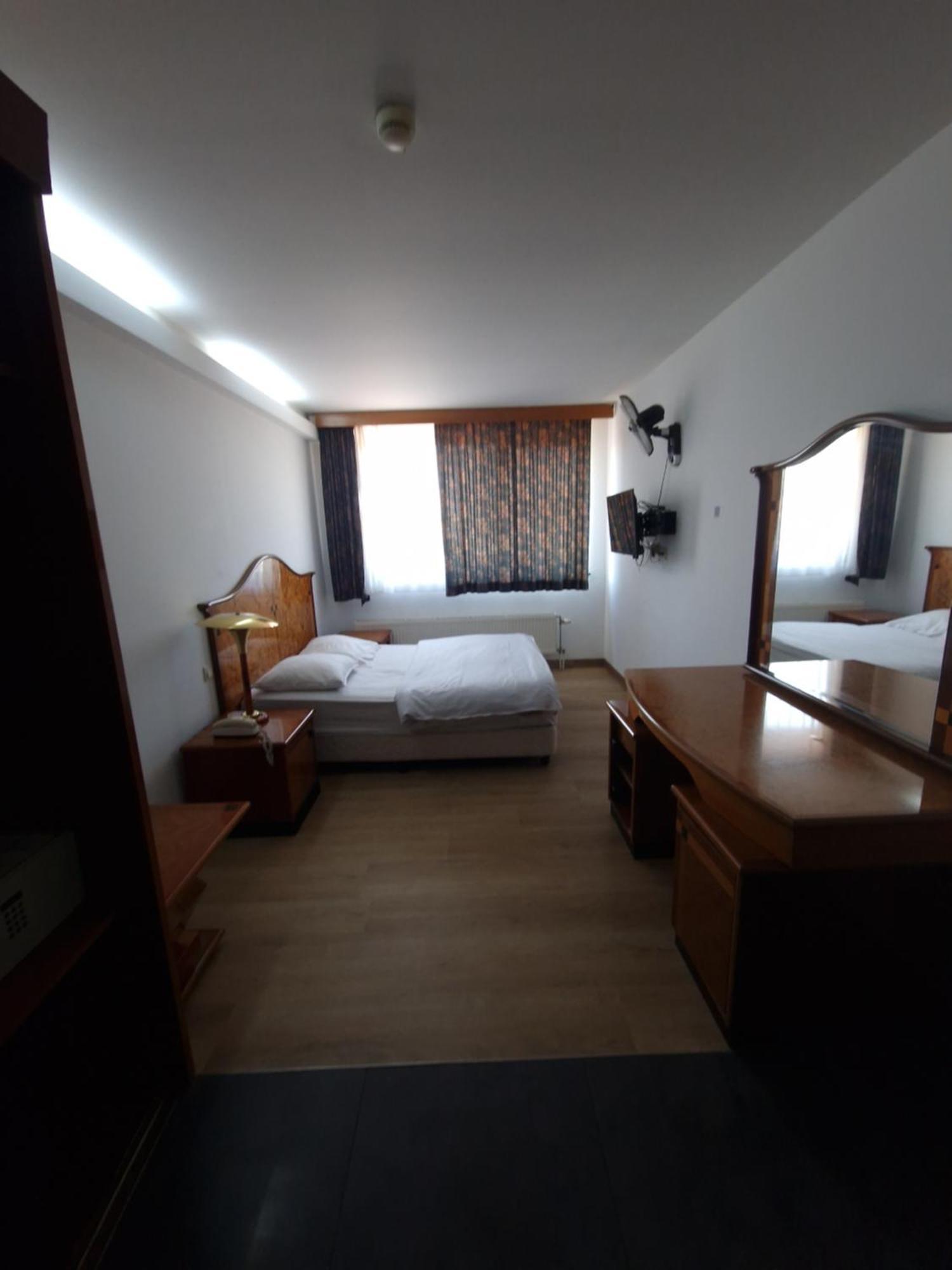 Hotel Sky - Eurocap 2*
