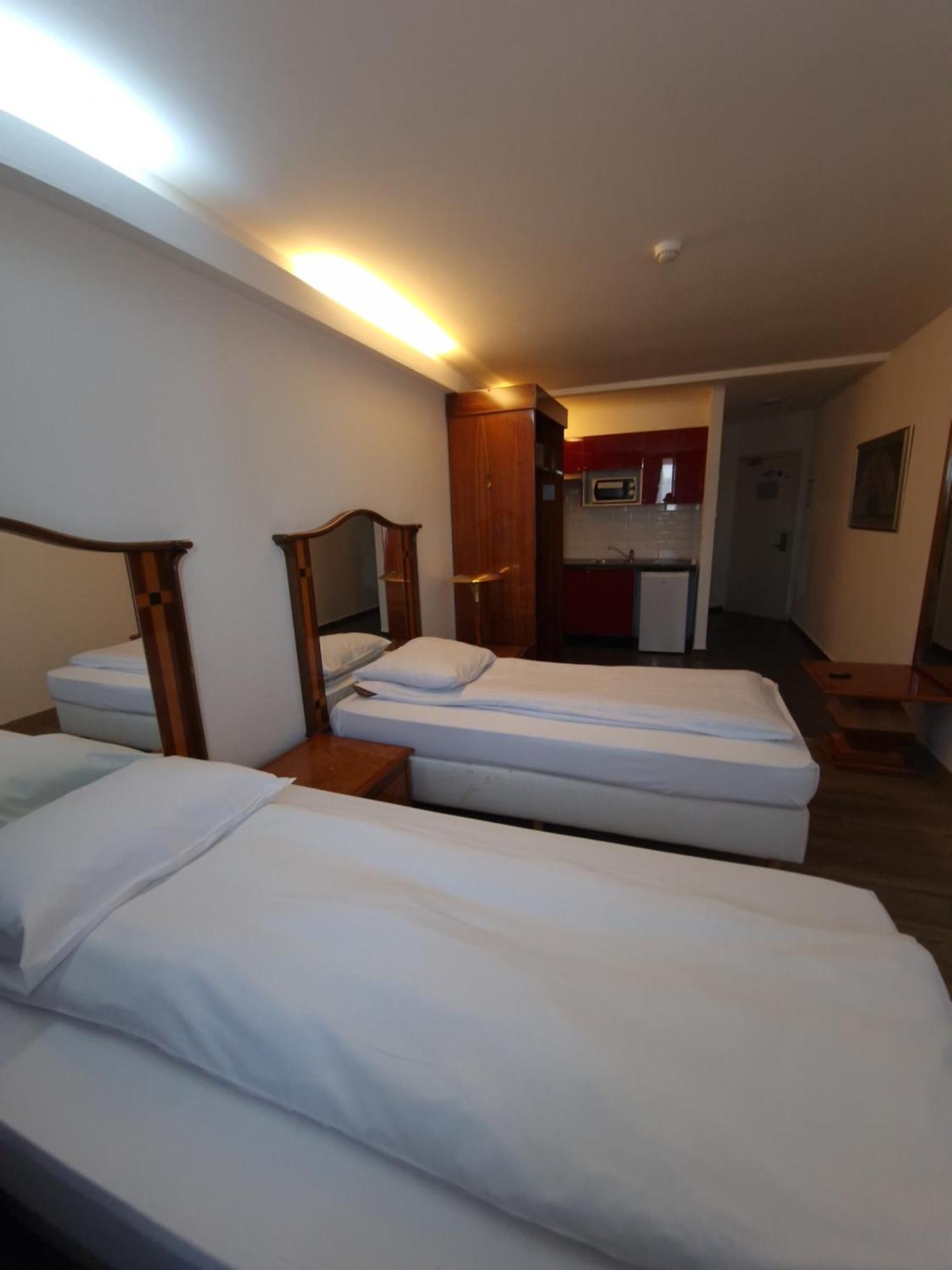 Sky - Eurocap Hotel